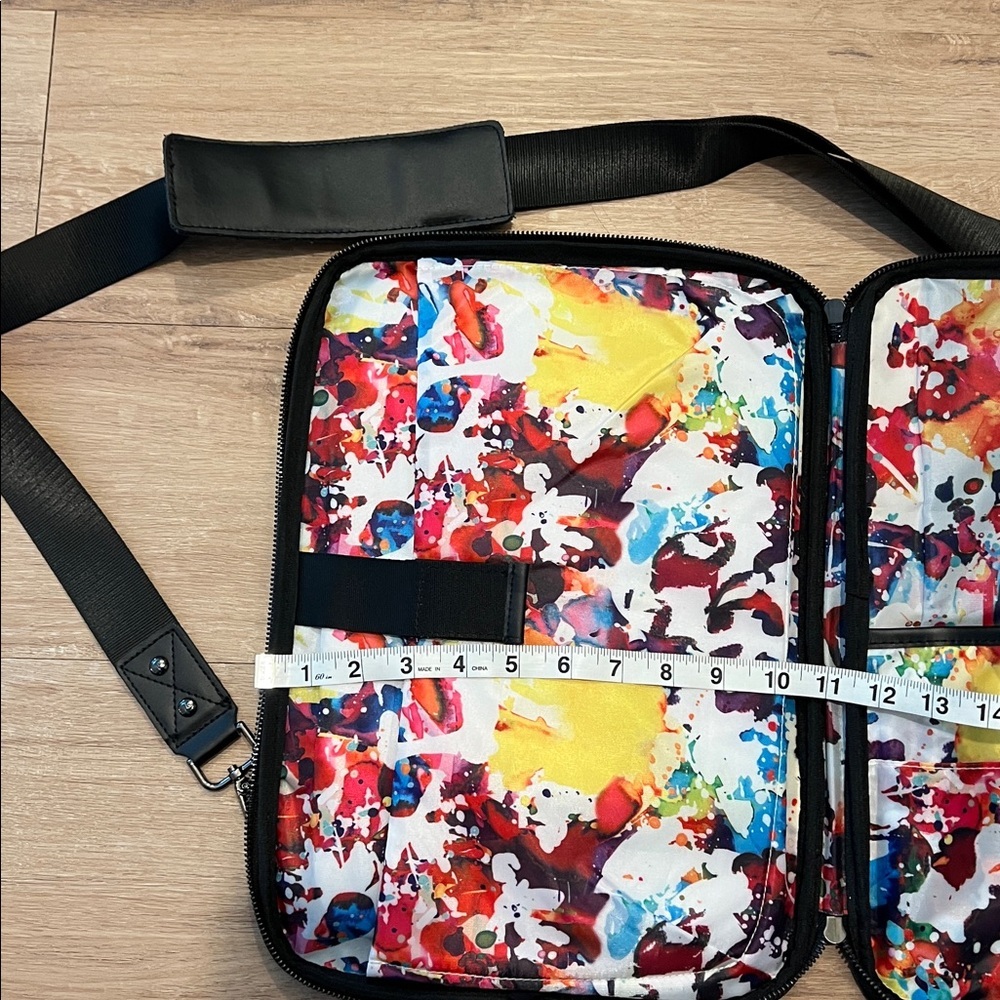 Robert Graham Black Leather Acadia Laptop Bag Sleek Professional Design - Picture 12 of 13